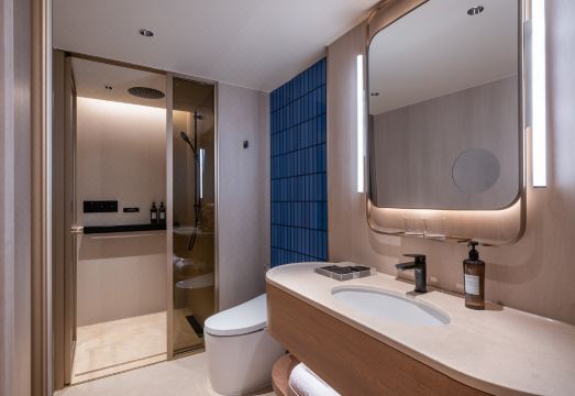 Orange Crystal Hotel