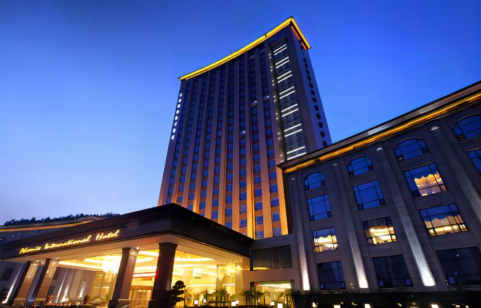 Phoenix International Hotel