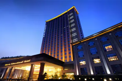 Phoenix International Hotel Hotels near Tongchuan Fengling Guan Grain Store