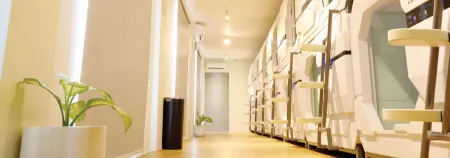 Whiz Capsule Hotel Thamrin Jakarta