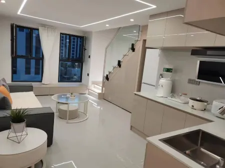 Yuanlai Movie Homestay (Zhangjiakou Vocational Technical College) Отели рядом с достопримечательностью «Hebei Architecture and Engineering College»