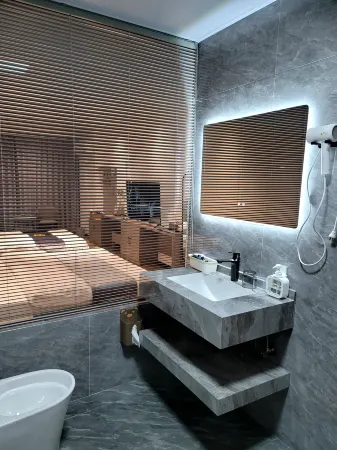 Nanjing Jiuyueju Hotel Отели в г. Нанкин