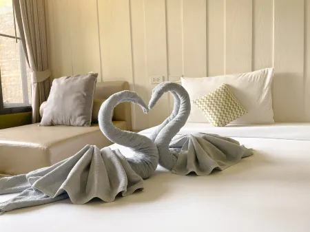 Samed Hideaway Resort Отели рядом с достопримечательностью «Ao Noi Na»