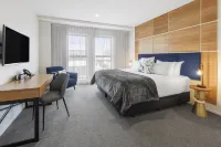 Hidden Lake Hotel & Apartments Hotels in Karapiro