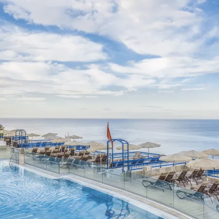 Club Cala Blanca