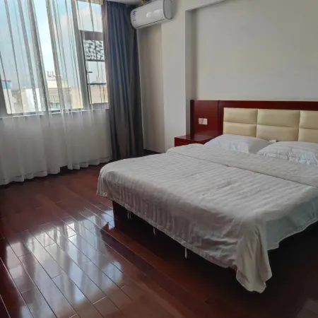 Luliang Wanhe Business Hotel