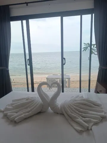 สองห้องนอนติดชายหาด