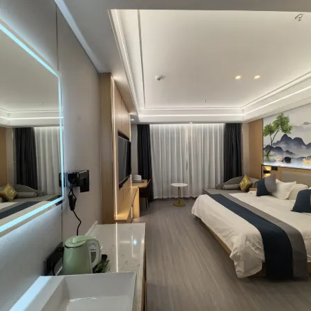 Suoxian Tagade Hotel