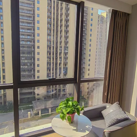 Junya Hotel (Jiaxing Pinghu Xincang Branch)