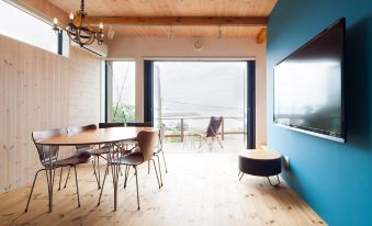 Minami-Hayama Seaside Cabin