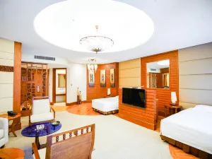 Huquan Resorts & Spa