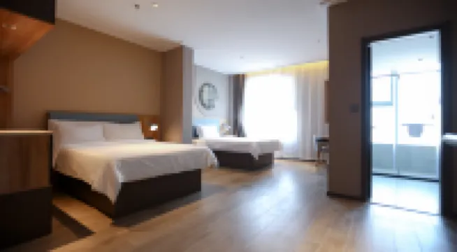 Homeinn Hotel (Yingkou Panpan Road Nanhu Park)
