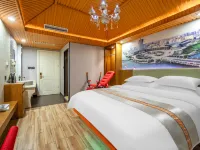 SU HAO Hotel (Binwang Night Market) Hotels near Luo Bing Wang Park