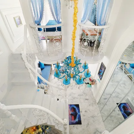 Fairy Tale Castle Apartment (GuotaiRioMall, Jilin University, Changchun)