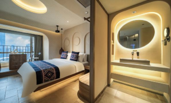 YUNSHUO · High Sky Private Soup Hotel (Huaguoyuan White House Songhua Road Metro Station)