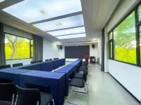 Yushangyuan Resort Hotels in Puyang