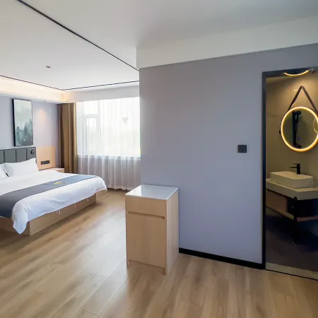 GreenTree Inn Express Hotel (Dongying North Second Road Branch)