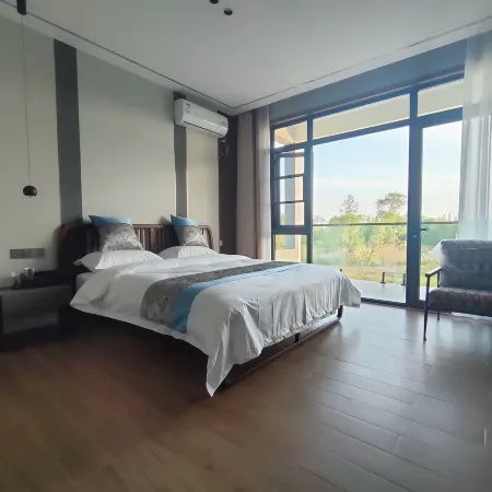 Weishan Xihu Homestay