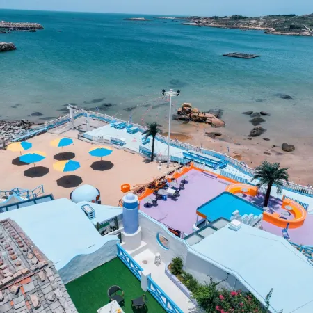 Grandma Resort