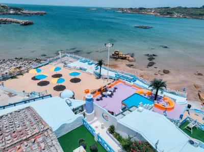 Grandma Resort Hotels in 68 Nautical Mile Scenic Spot/Taiwan Town