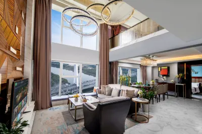 Leisure· River View Loft Suites Hotel (Qiaokou Road Metro Branch, Yuexiu Fortune Center) Hotel a 