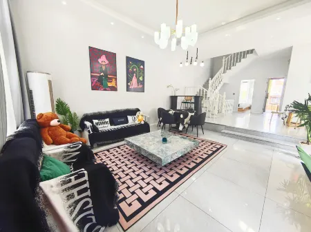 Andromeda Homestay (Qidong Hengda Haishang Venice Shop) Отели рядом с достопримечательностью «Yuantuojiao Scenic Resort»