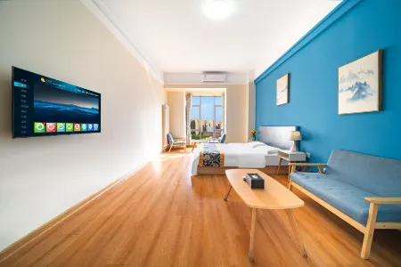 Qiaoqiao Homestay (Zhengzhou Henan University of Technology Metro Station) Отели рядом с достопримечательностью «Henan University of Technology (Lianhua Street Campus)»