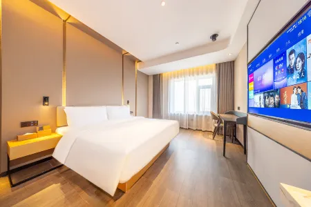 Cloud Hotel Lanzhou Zhangye Road Pedestrian Street Branch Отели рядом с достопримечательностью «Ming Zhenyuan Flying Bridge Former Site»