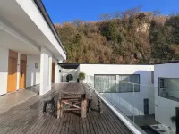 Lanhaianju Guesthouse Hotels in Baisha Island