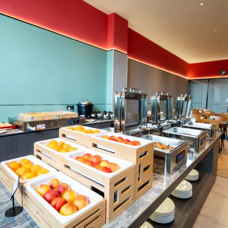 Ruishe Hotel (Quanzhou East Station Branch) Отели в г. Хуянь