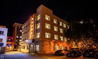 Donglong Hotel