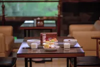 Yujingtan Shanshui Hotel (Mangshi Airport Store) - servizio colazione