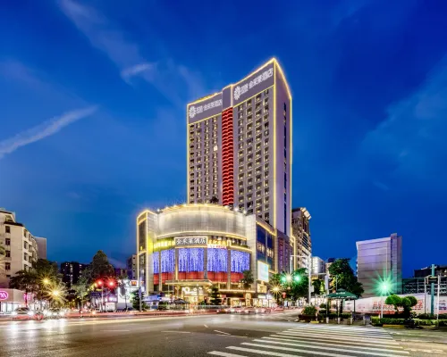 Floral Hotel · YunFu City King Royal Hotel 雲浮のホテル
