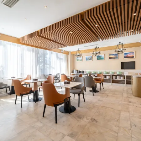 WORLD HOTEL