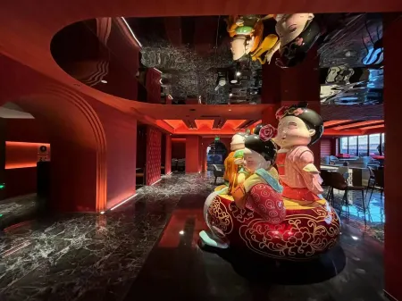 Elegant Hotel Xi'an Bell Tower Yongningmen Отели рядом с достопримечательностью «Yong Ning Gate»