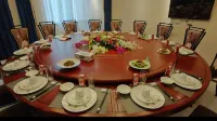 Five Beauty Hotel