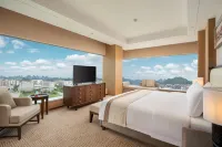 Guilin Exhibition International Hotel Hotels near Love Island