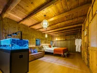 Xinsu Changrong Tulou Cultural Homestay (Yunshui Ballad Shop)