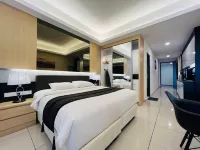 Grand Delemen by Quince Home