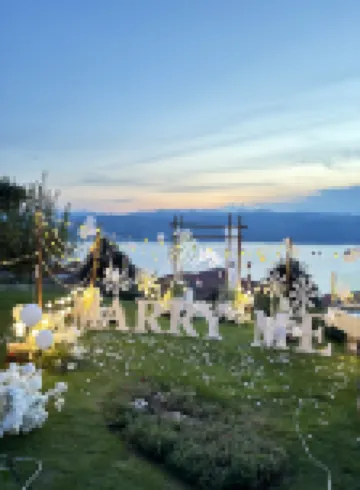 湖畔卡夫卡高爾夫度假別墅