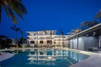 Blue Bird·Infinity Pool Designer Ocean Villa (Riyuewan Store)Wanning Hotels near Riyue Bay