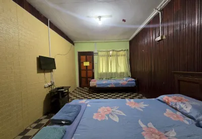 OYO 91042 Kamal Guest House Marang Hôtels à : Rusila