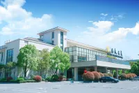 Empark Seabed Hot Spring Hotel Hotels in Cixi