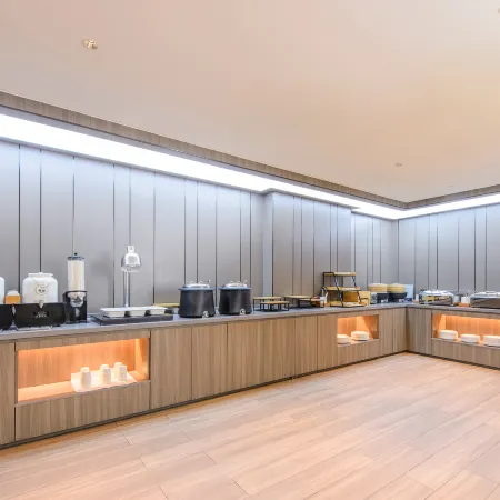 HanTing Hotel (Dandong Kuandian Fenghe Wanjia)