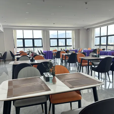 Vienna Hotel (Heyuan High-tech Zone Branch)