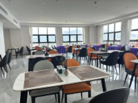 Vienna Hotel (Heyuan High-tech Zone Branch)