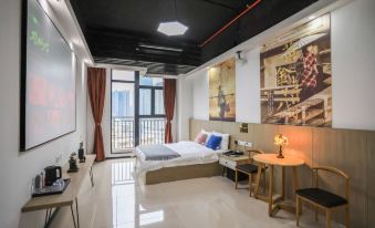 Zhuhai Haolaiwu Film Hotel