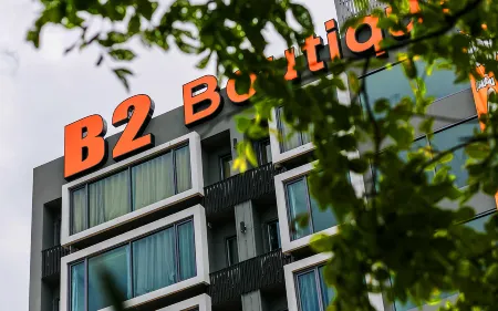 B2 Khon Kaen Boutique & Budget Hotel Отели рядом с достопримечательностью «Faculty of Humanities and Social Science Khon Kaen University»