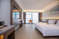 Qingmu Platinum Hotel (Anderle Building, Dongfeng Road, Chaohu) Hotels near Chaohu Muji Long-distance Passenger Transport Terminal