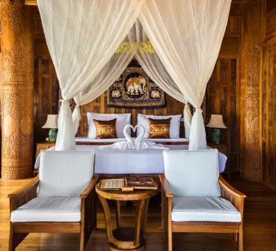 ดีลักซ์วิลล่า มีสระน้ำ